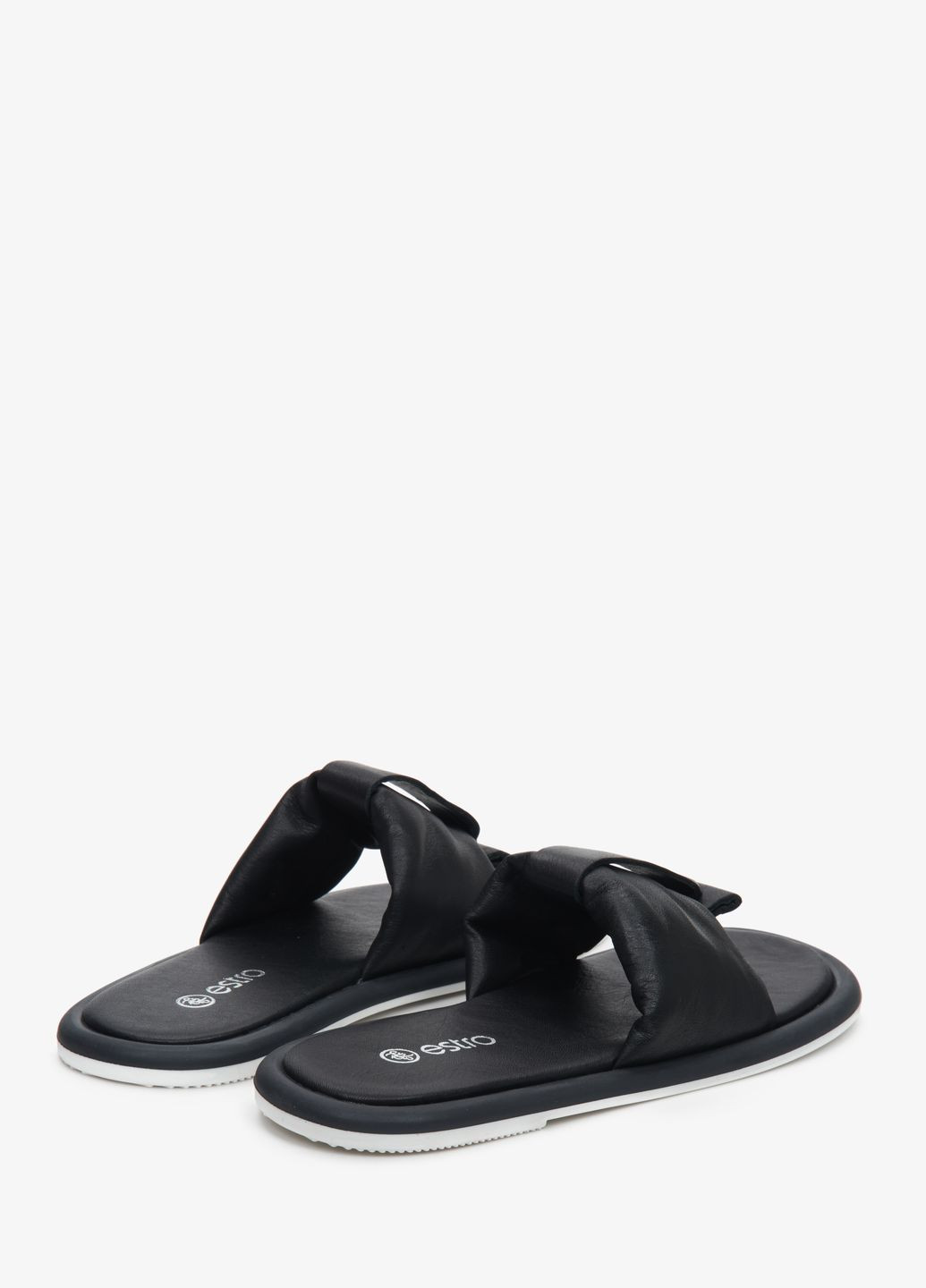 Черные шлепанцы Estro