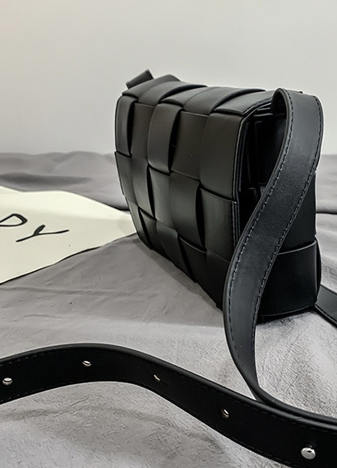 Сумка прямокутна 1023 крос-боді через плече чорна No Brand (258461960)