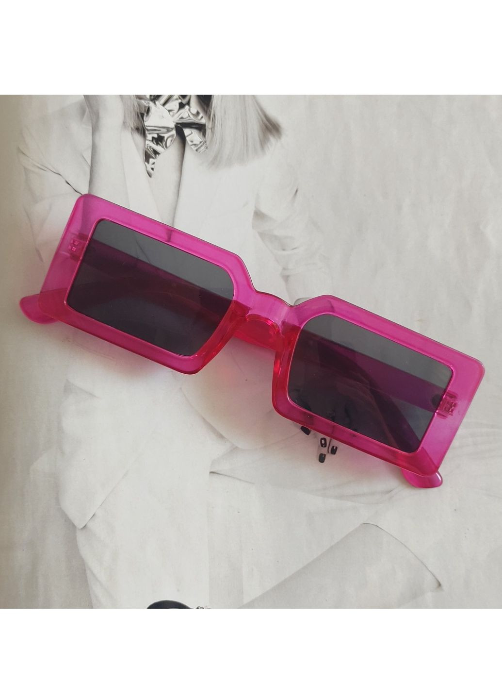 Солнцезащитные очки прямоугольные в широкой оправе Малиновый No Brand (257763064)