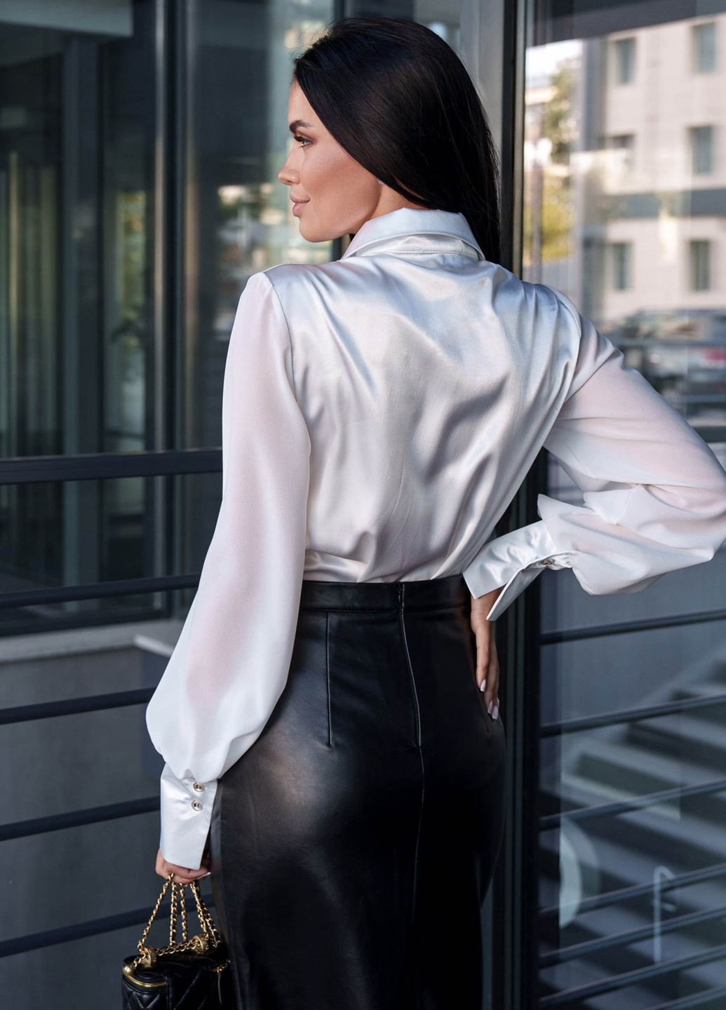 Белая демисезонная легкая и воздушная блуза из нежного шелка белого цвета Jadone Fashion Блуза