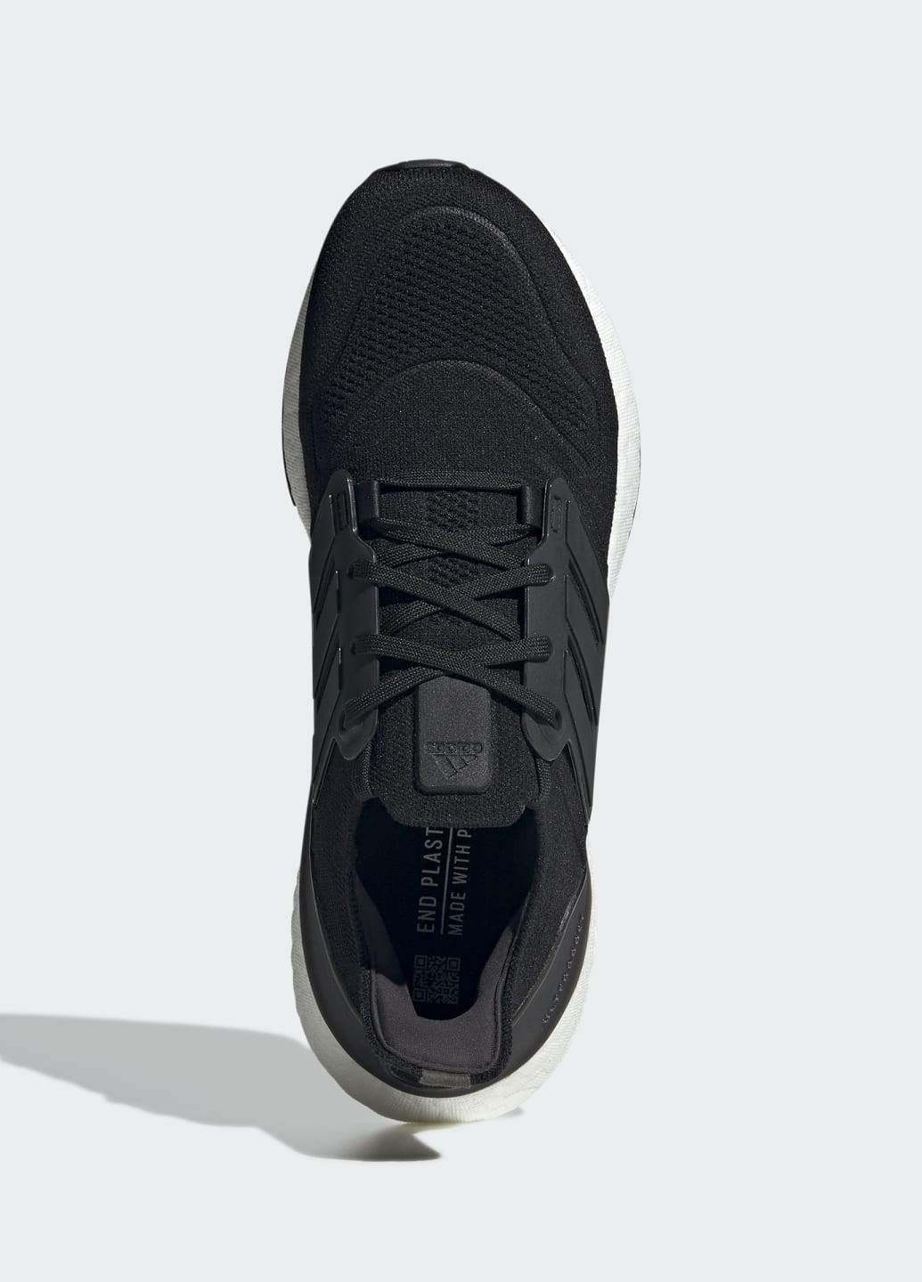 Черные всесезонные кроссовки для бега ultraboost 22 adidas