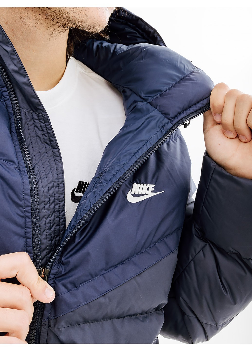 Синя зимня куртка Nike