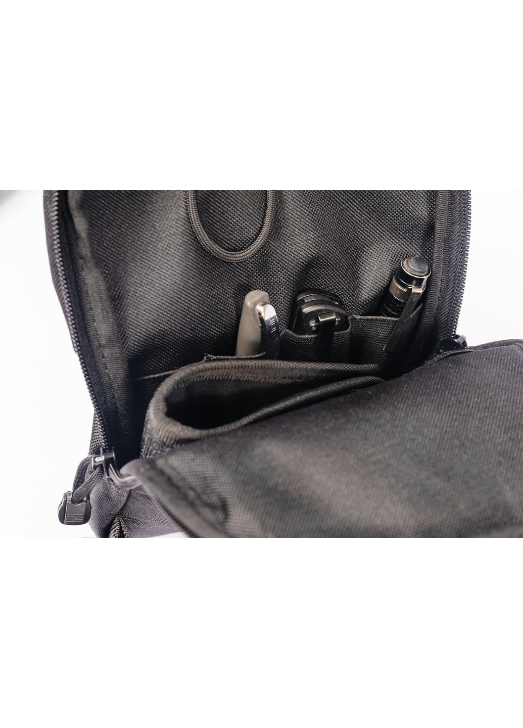 Черная молодежная мужская сумка через плечо нагрудная черного цвета с кобурой и скрытыми карманами No Brand (258591363)
