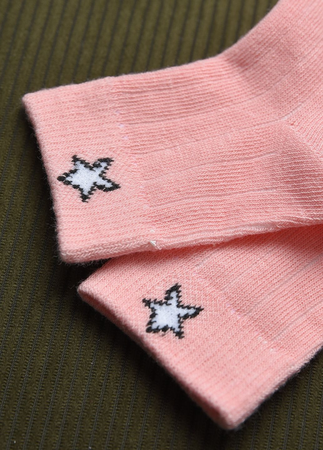 Шкарпетки дитячі рожевого кольору Let's Shop (269692600)