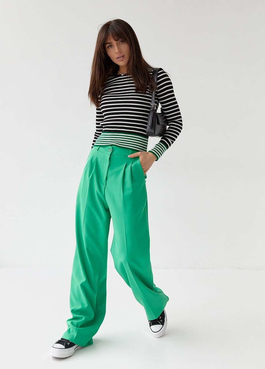 Женские свободные брюки со стрелками - зеленый QU style (262810854)
