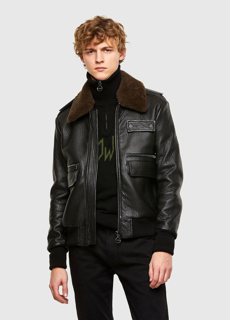 Черная куртка Diesel