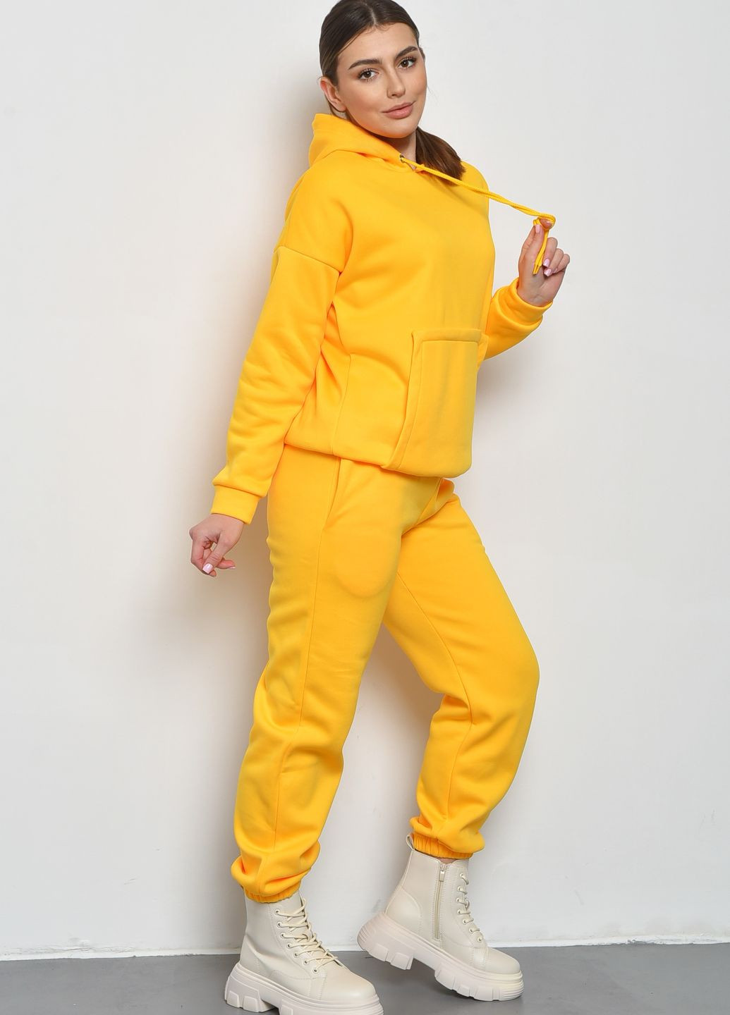 Спортивный костюм женский на флисе желтого цвета Let's Shop (271813345)