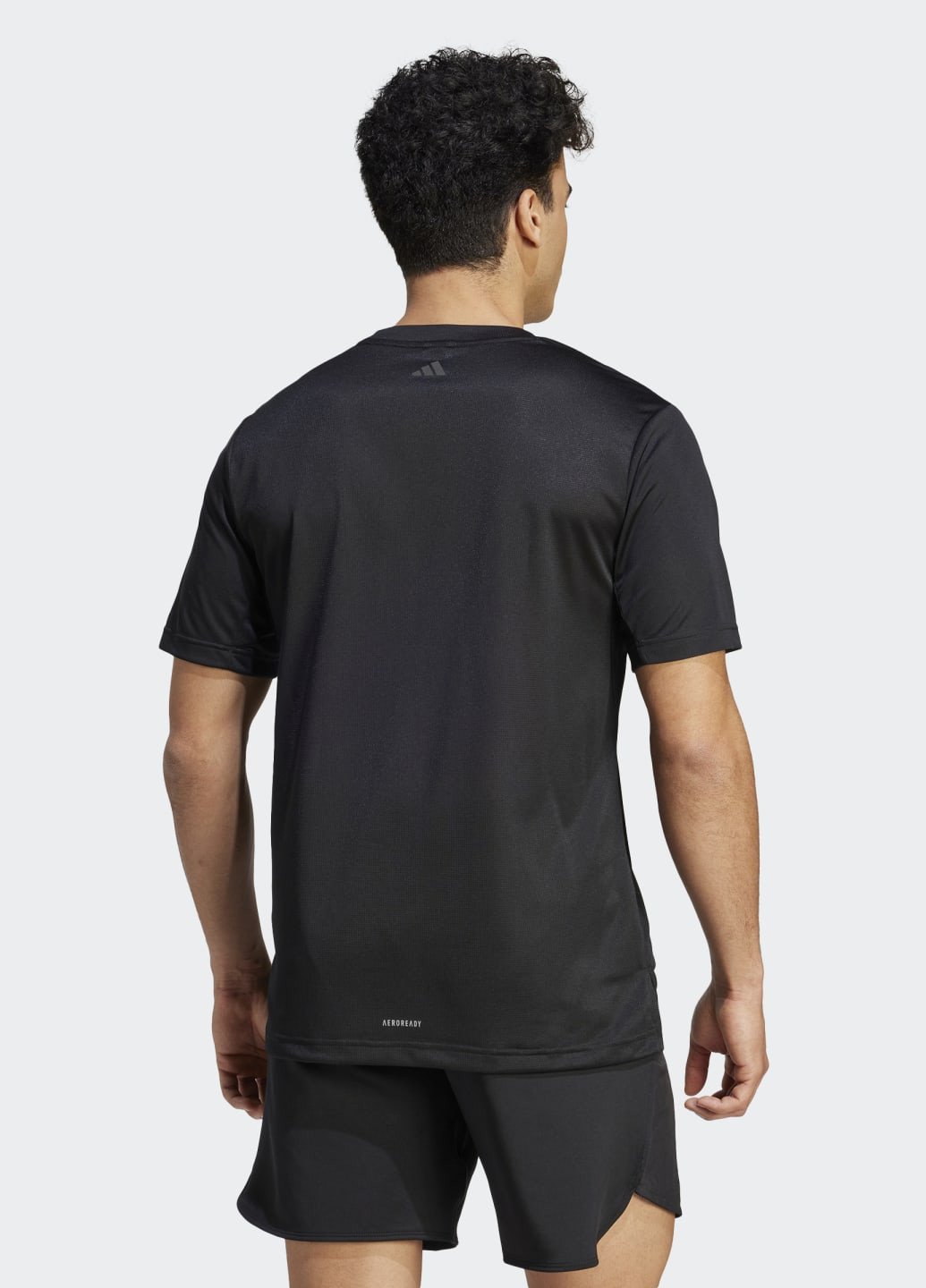 Черная футболка hiit graphic slogan training adidas