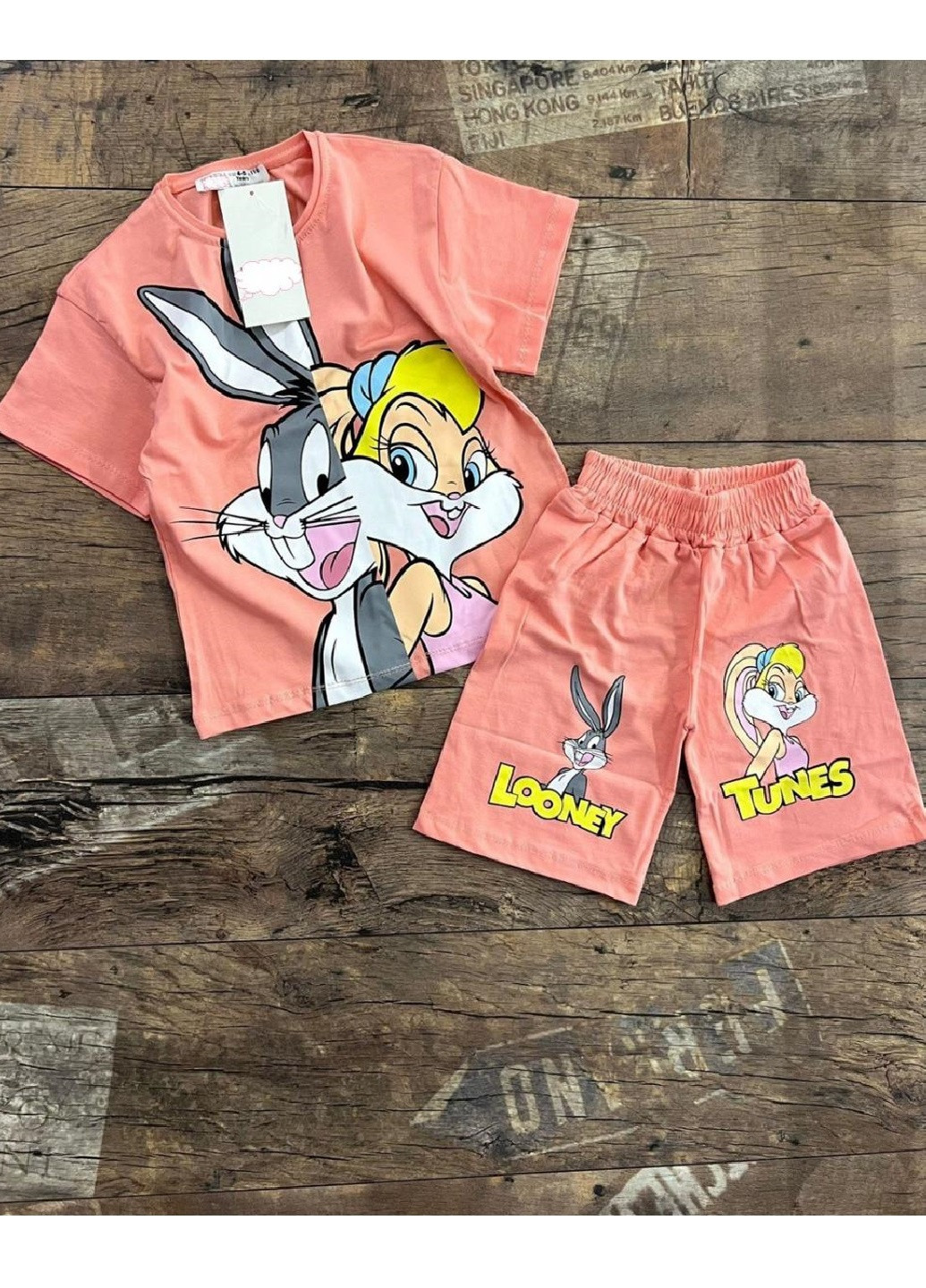 Розовый летний комплект (футболка, шорти) looney tunes trw874654541 No Brand