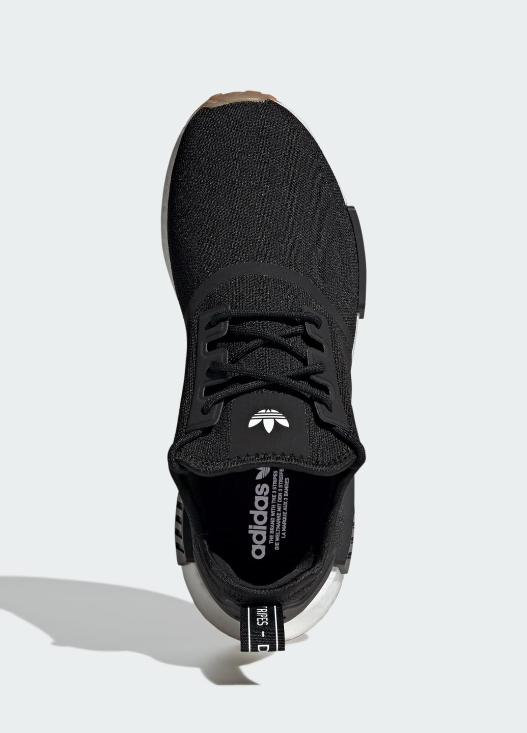Чорні всесезонні кросівки nmd_r1 primeblue adidas