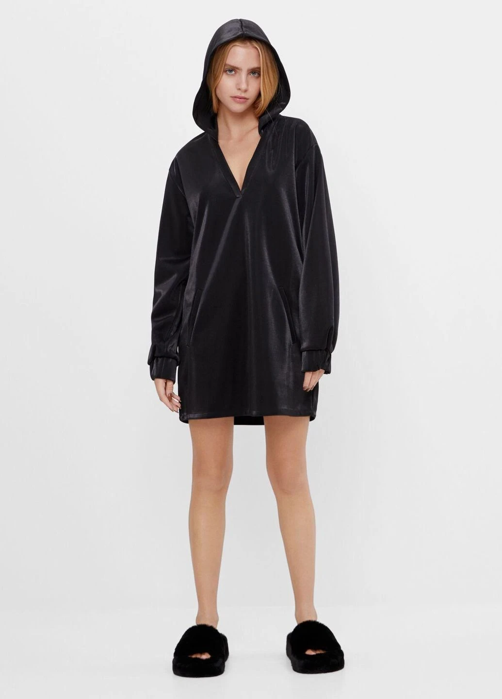 Чорна сукня демісезон,чорний, Bershka