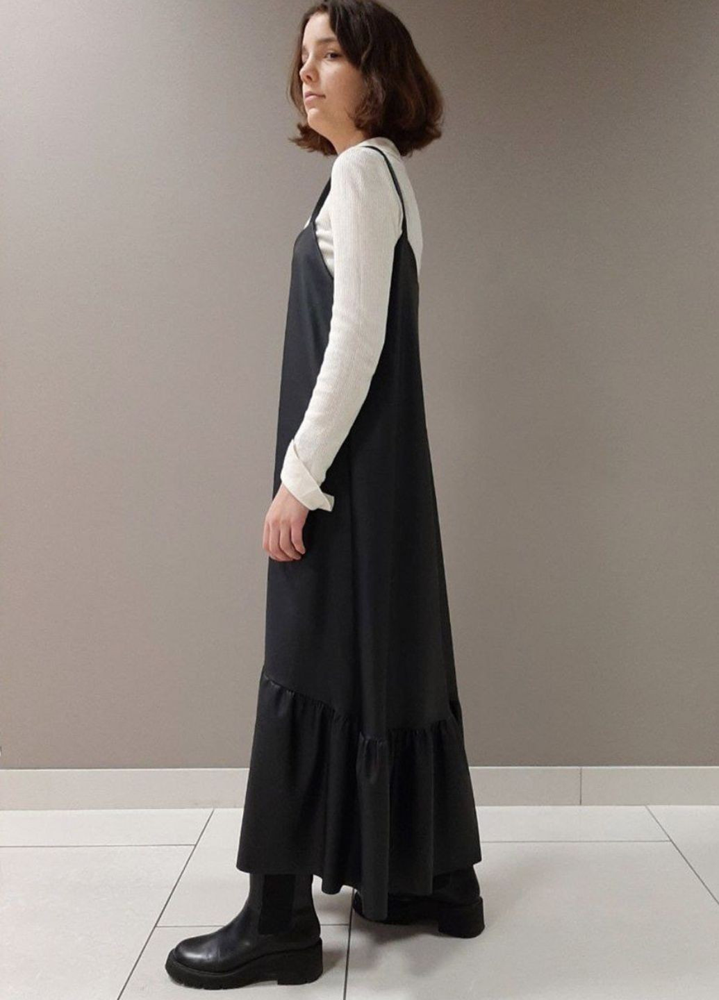 Черное кэжуал жіноча сукня-комбінація максі, чорна, екошкіра No Brand