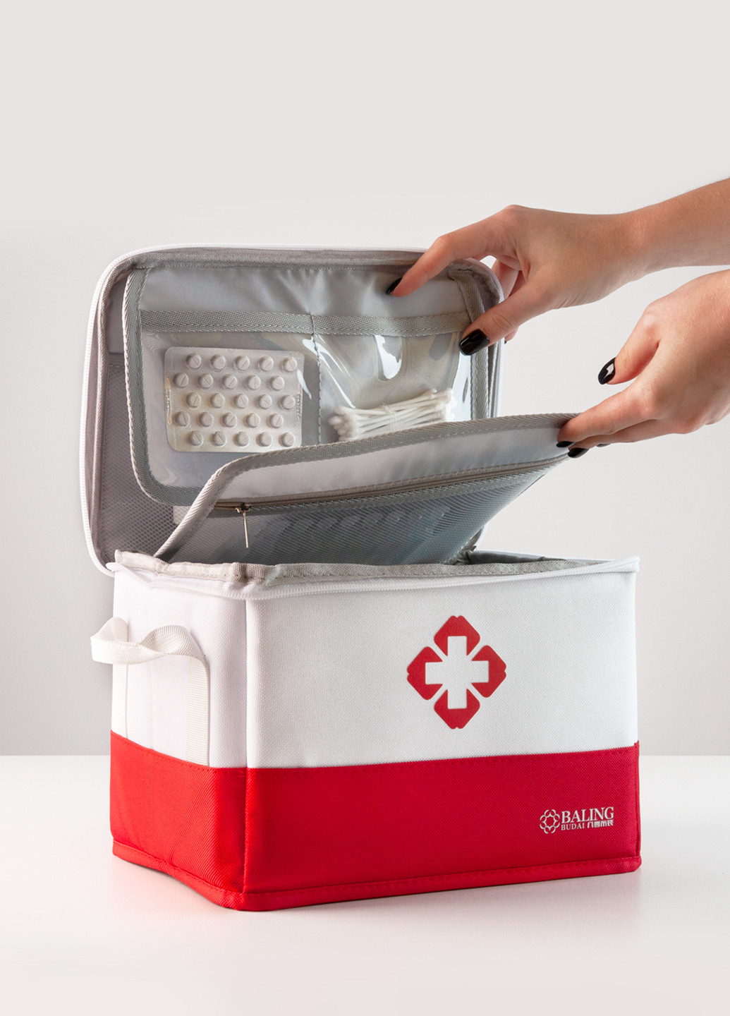 Аптечка-органайзер, 20х26,5х19 см MVM (272820939)