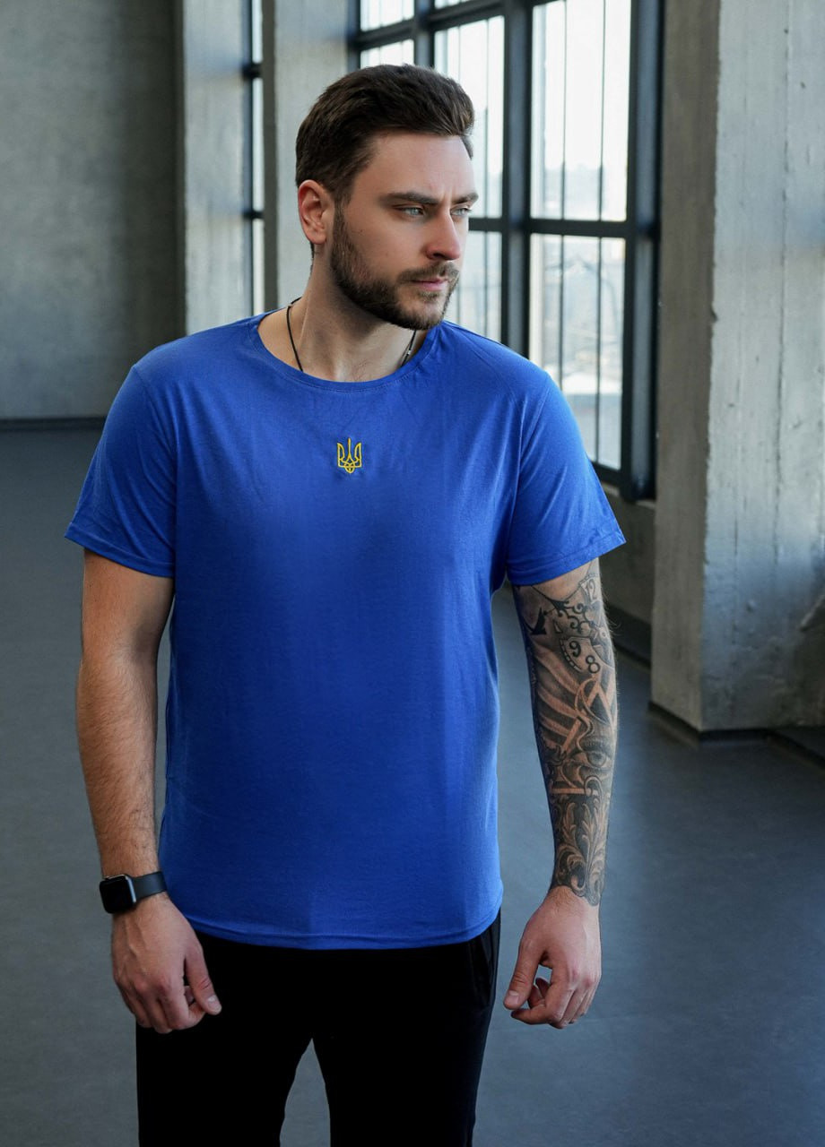 Світло-синя бавовняна футболка з вишитим тризубом з коротким рукавом Vakko