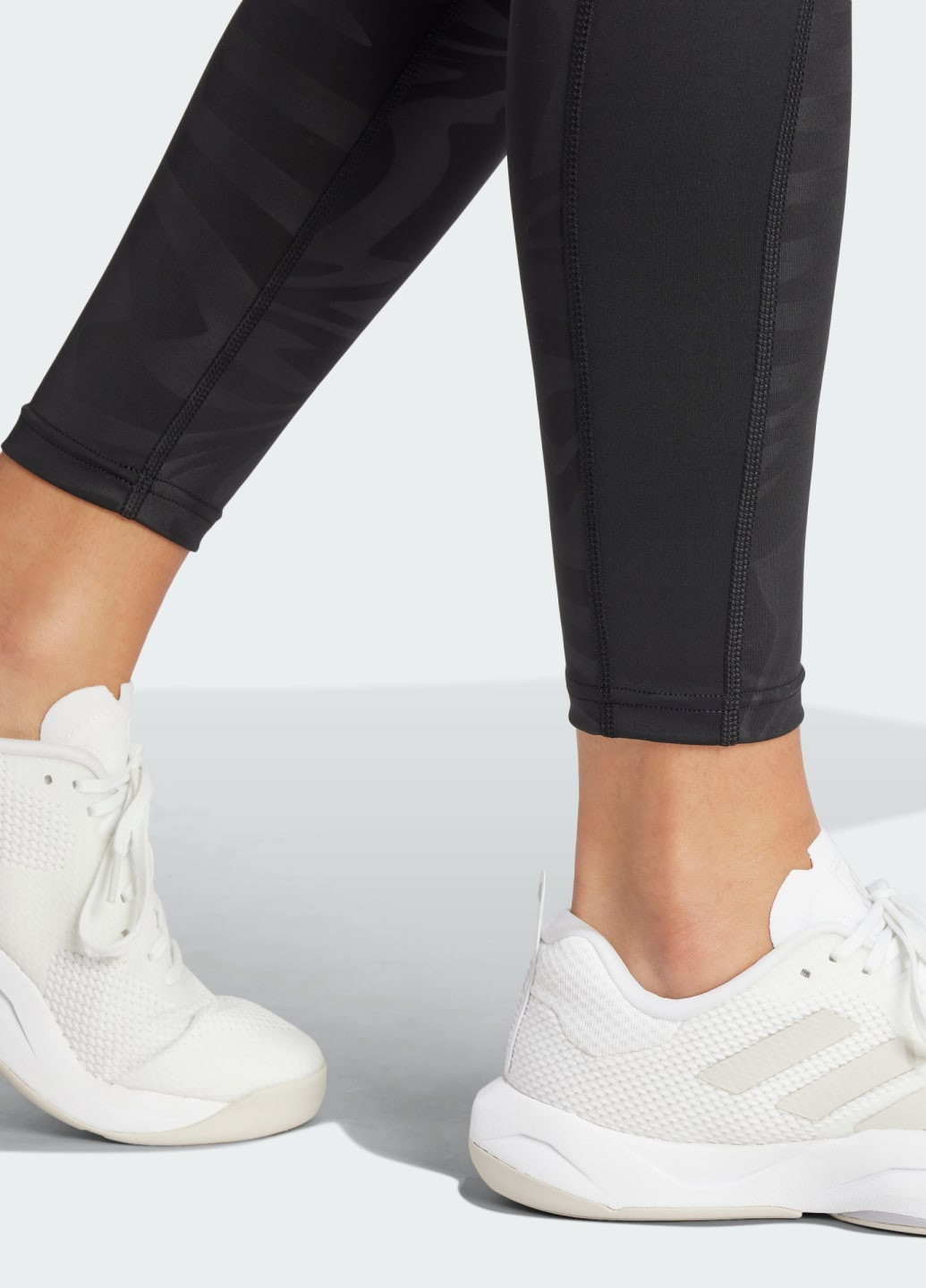 Черные демисезонные леггинсы techfit printed 7/8 adidas
