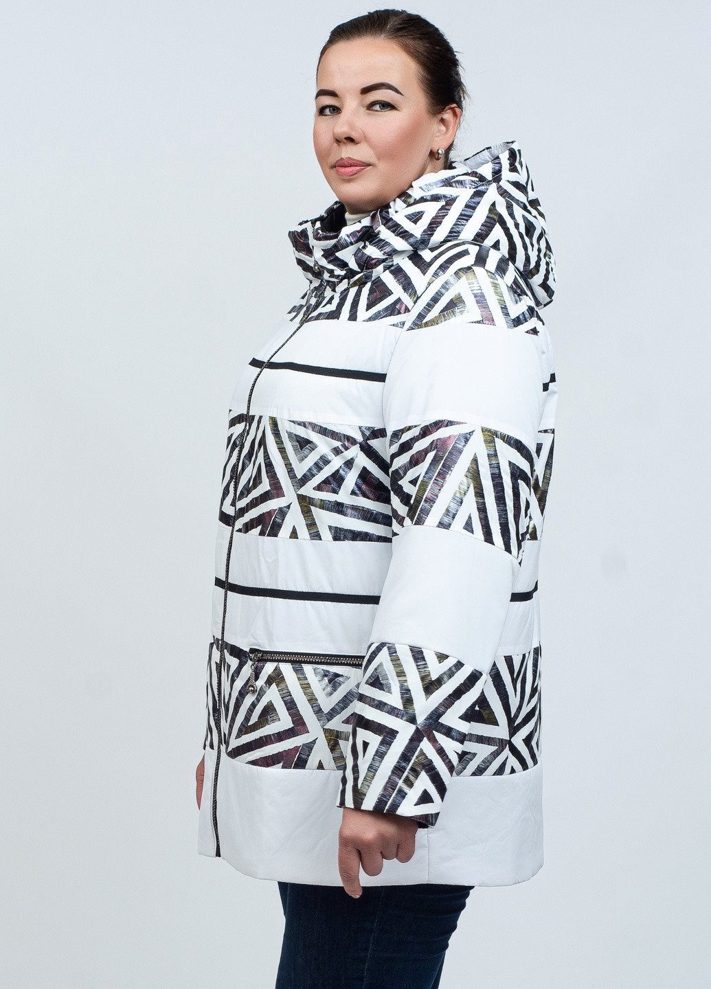Біла демісезонна куртка жіноча осінь-весна великого розміру SK