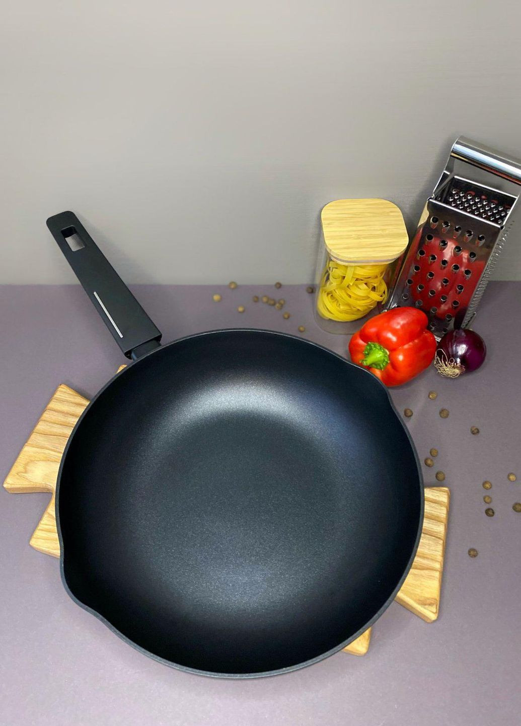 Сковорідка wok 28 см Eco Line чорний алюміній арт. 78142 Krauzer (260618369)