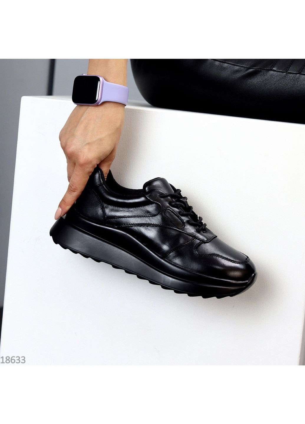 Черные демисезонные стильные женские кроссовки No Brand