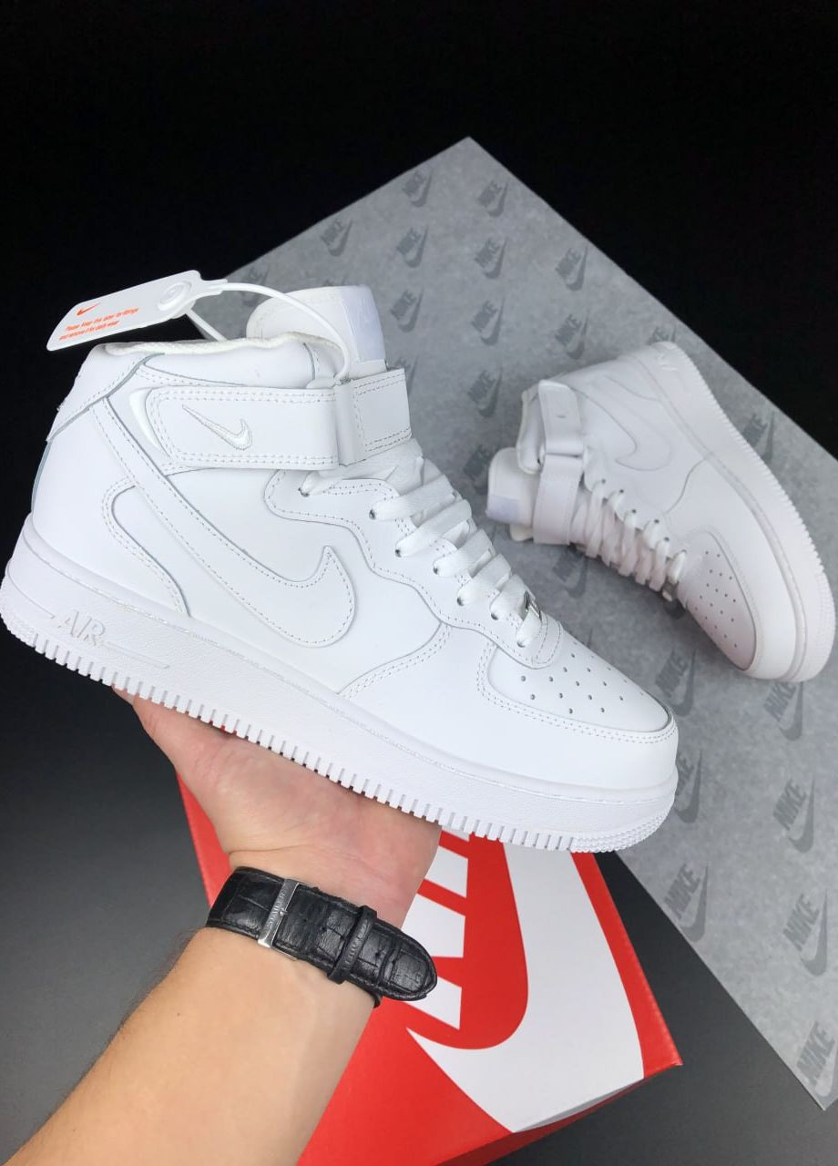 Белые всесезонные кроссовки air force зима (реплика) белые Nike