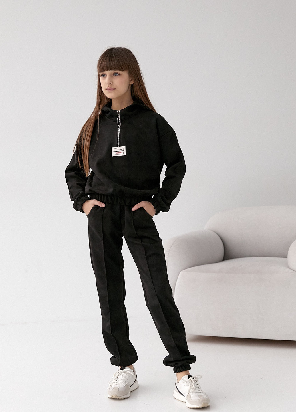 Чорний демісезонний костюм з короткою блискавкою для дівчинки 126897 No Brand