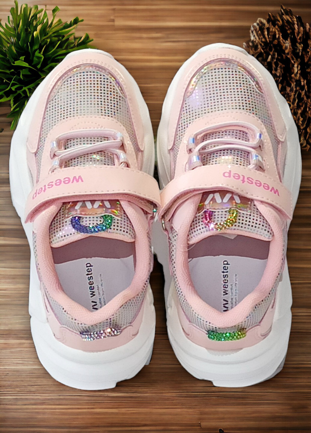 Светло-розовые демисезонные кроссовки для девочки 3602р Weestep