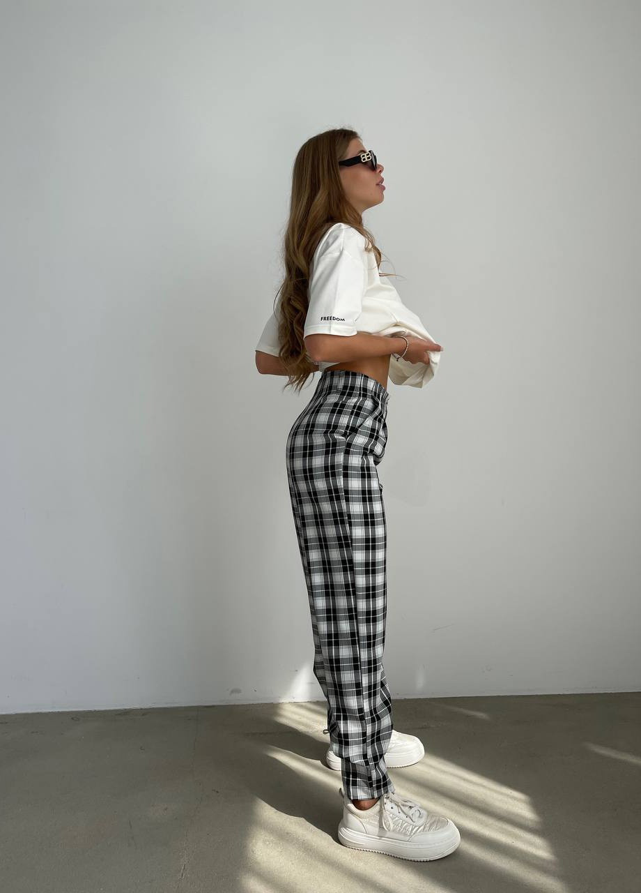 Стильные брюки в клетку с завышенной талией InFashion Брюки (257972685)