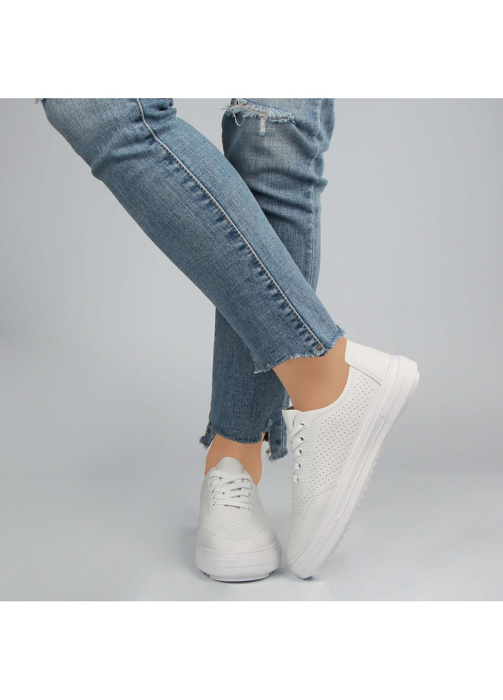 Белые демисезонные женские кроссовки 197429 Renzoni