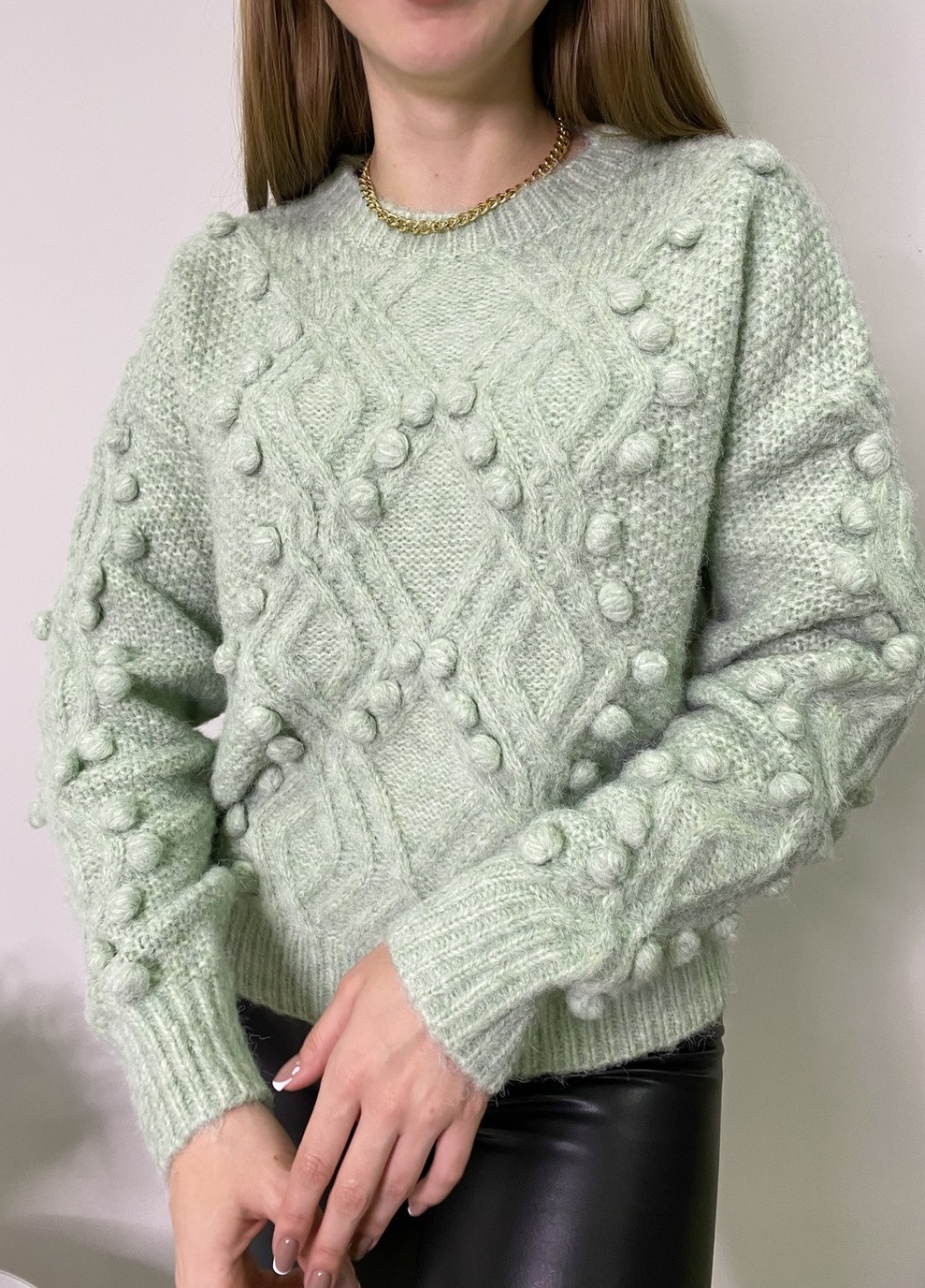 Зеленый свитер Bluoltre