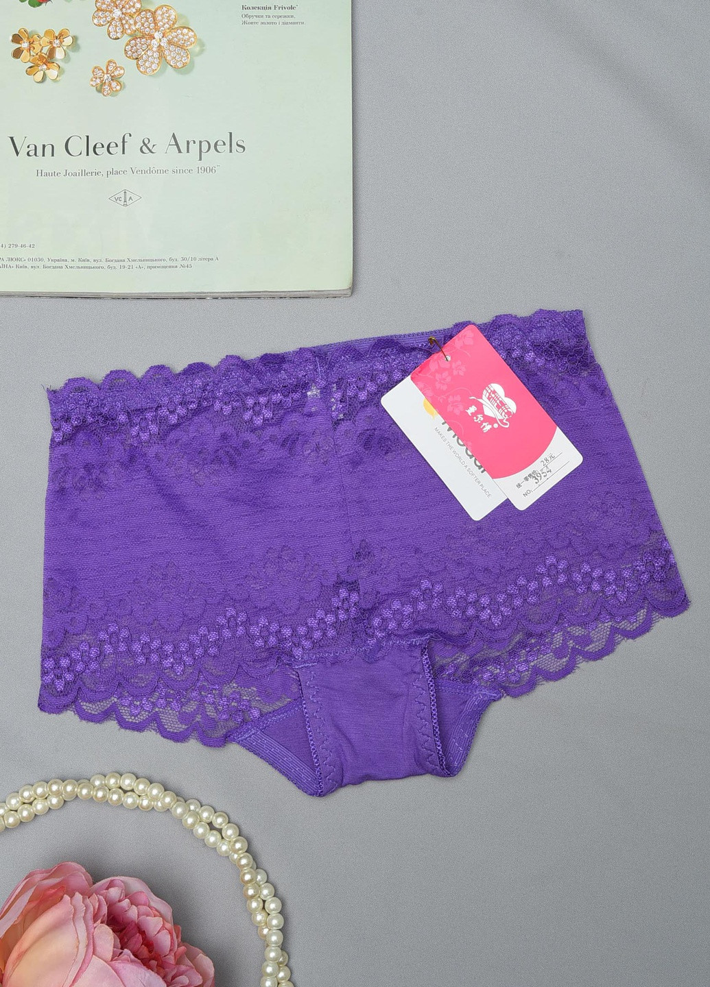 Труси жіночі гіпюрові фіолетового кольору розмір 40-42 Let's Shop (257588846)