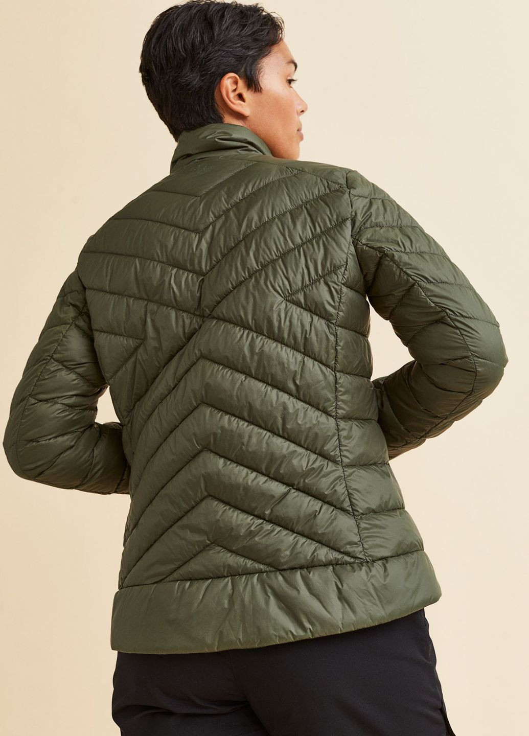 Оливкова (хакі) демісезонна легка лижна куртка H&M