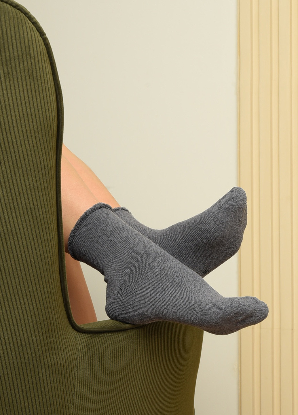 Шкарпетки махрові жіночі медичні без гумки сірого кольору розмір 36-41 Let's Shop (256627314)