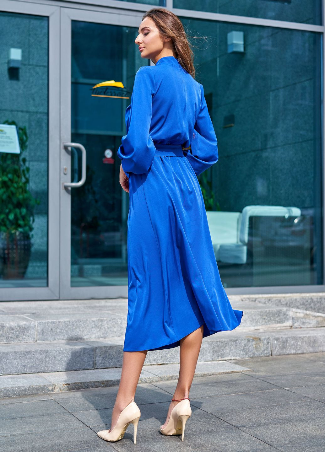 Синее повседневный, кэжуал утонченное платье миди длины Jadone Fashion однотонное