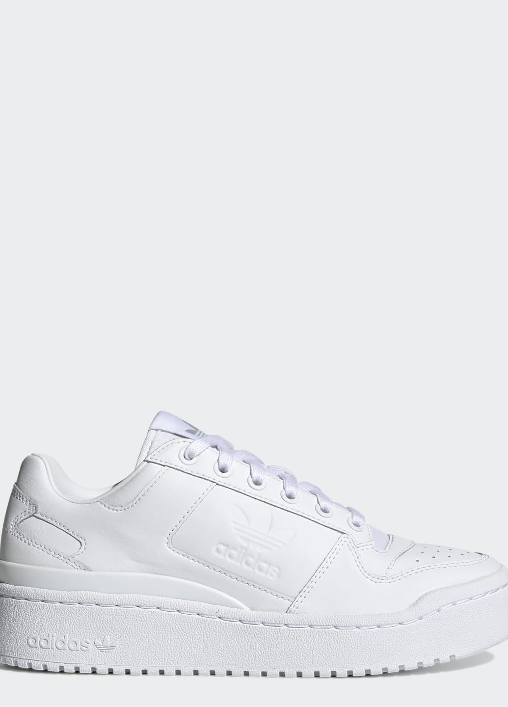 Белые всесезонные кроссовки forum bold adidas
