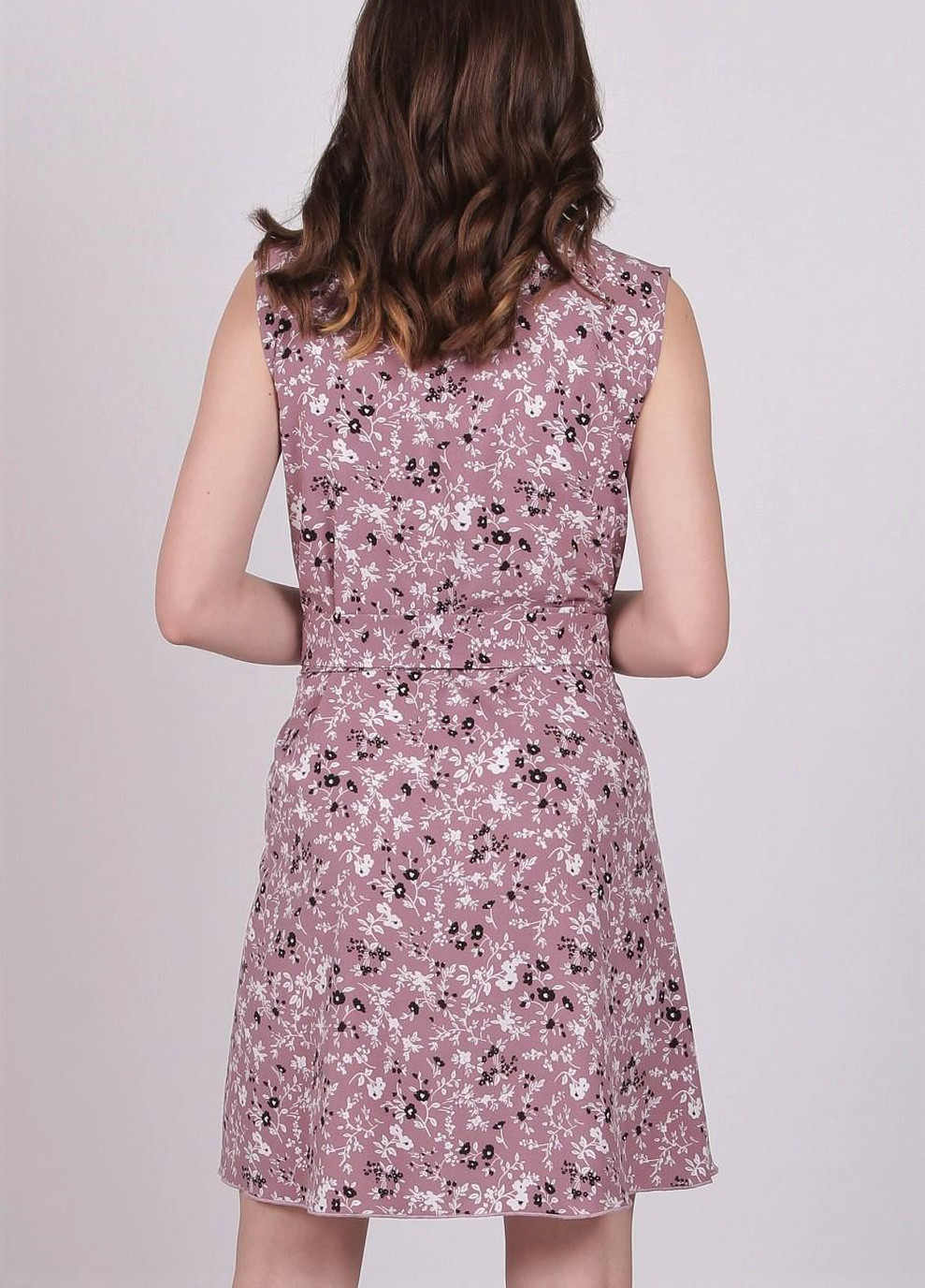 Розово-лиловое кэжуал платье женское 119 цветы белый черный софт розовый Актуаль