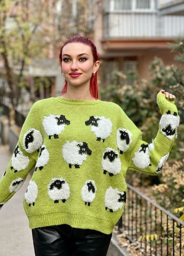 Салатовый свитер с овечками салатовый You Best