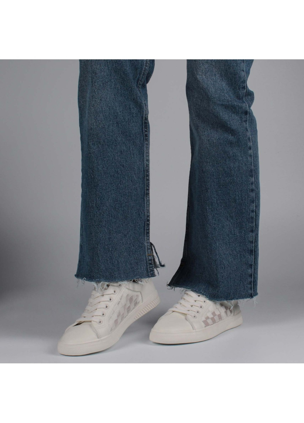 Білі осінні жіночі кросівки 199003 Renzoni