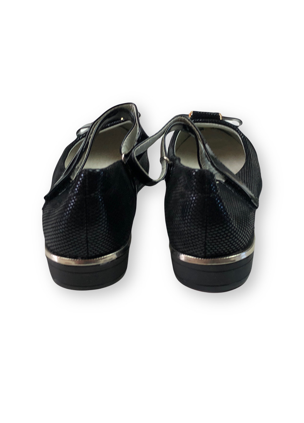 Черные туфли (19 см) на низком каблуке No Brand