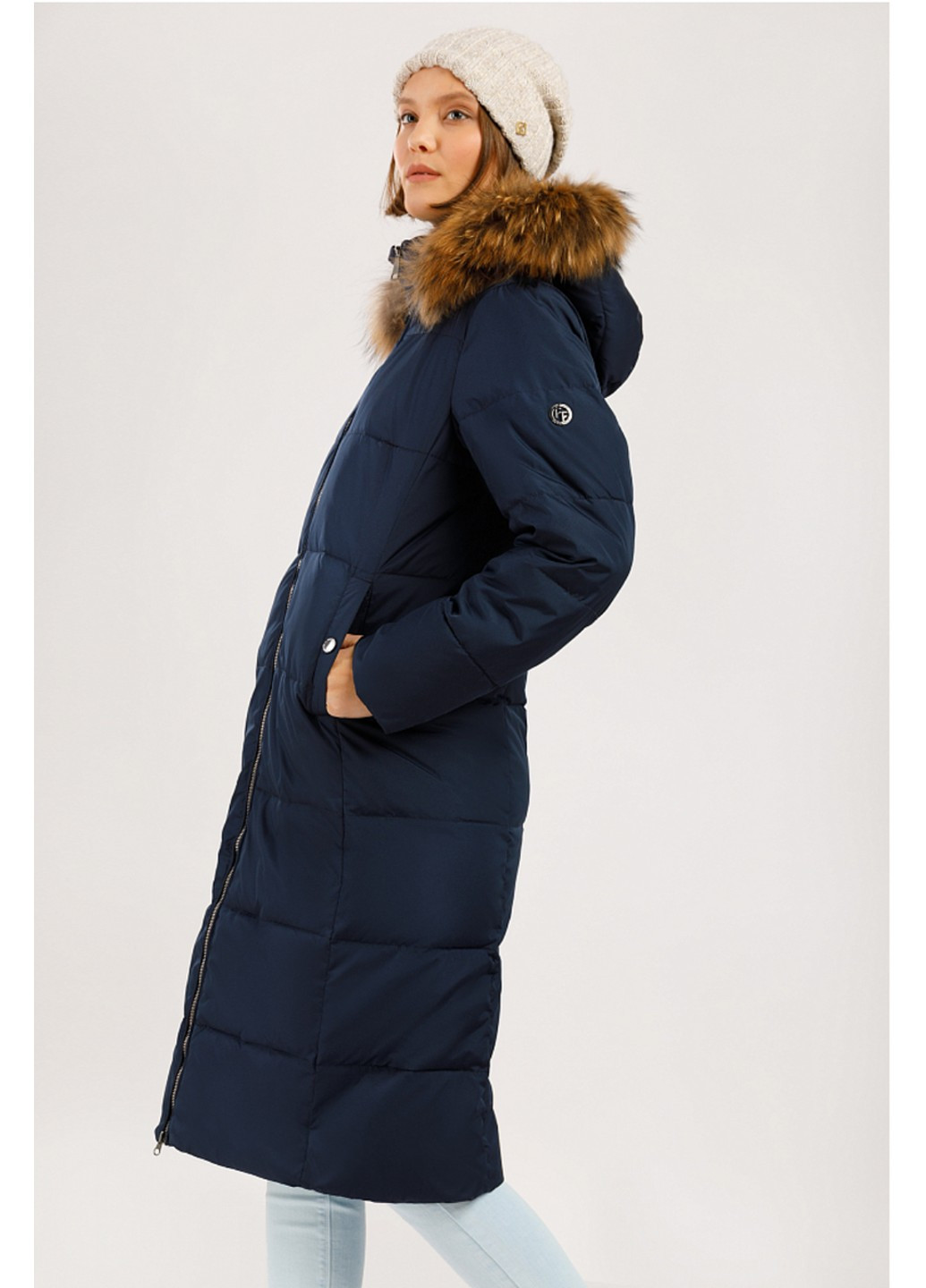 Темно-синяя зимняя зимняя куртка с мехом w19-11007-101 Finn Flare