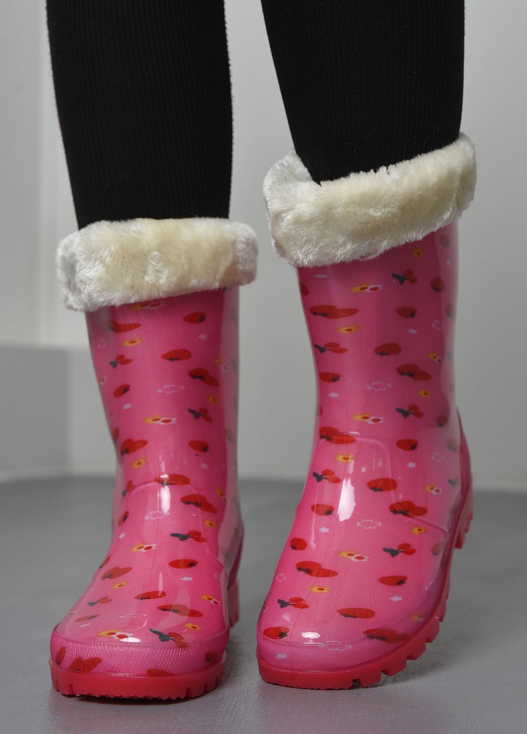 Чоботи резинові для дівчинки рожевого кольору зі зйомним утеплювачем Let's Shop (269903524)