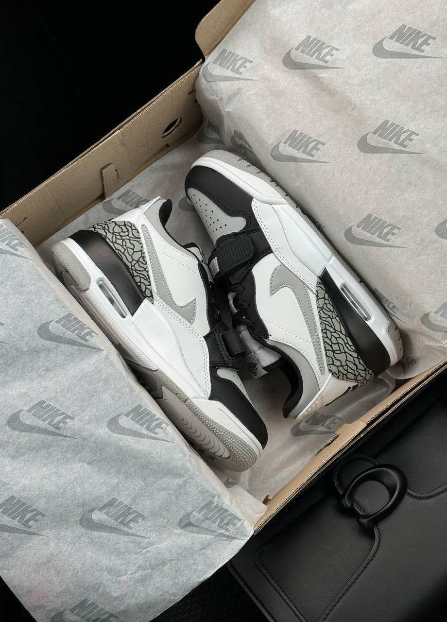 Белые демисезонные кроссовки женские, вьетнам Nike Air Jordan Legasy 312 Low White Black Gray