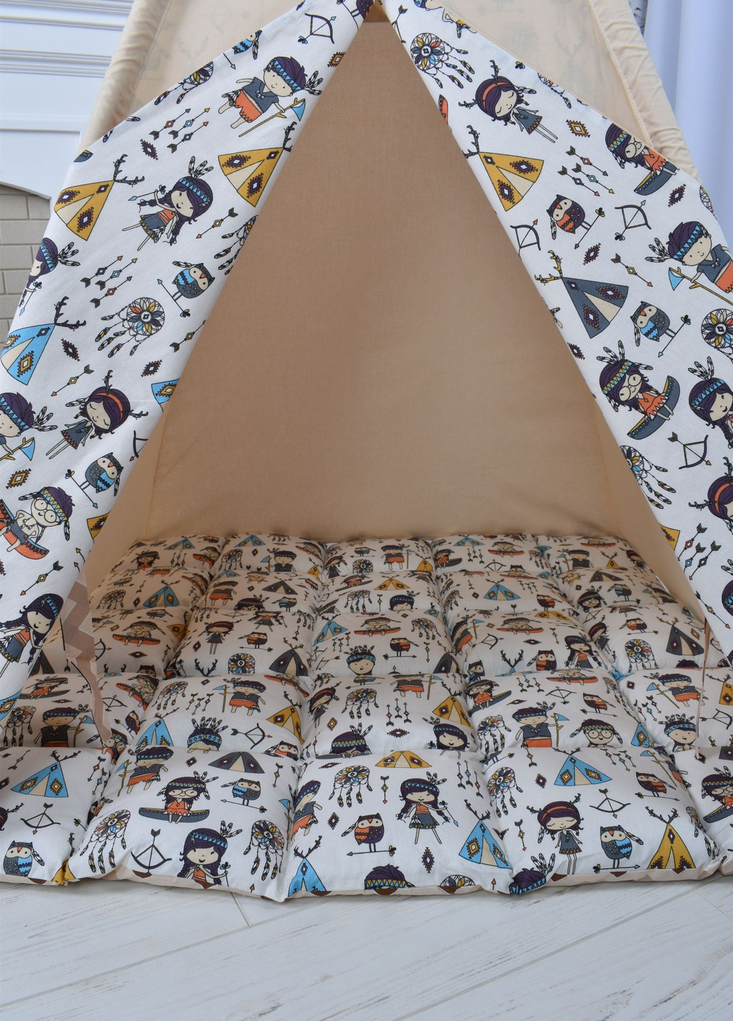 Вигвам c Индейцами Детская Палатка домик бежевая с мягким ковриком и подушкой, 110х110х180см, Подвеска месяц в подарок Украина (256918092)