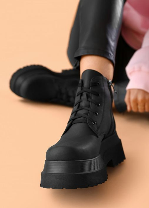 Чорні черевики з натуральної матової шкіри на платформі Villomi (267508219)