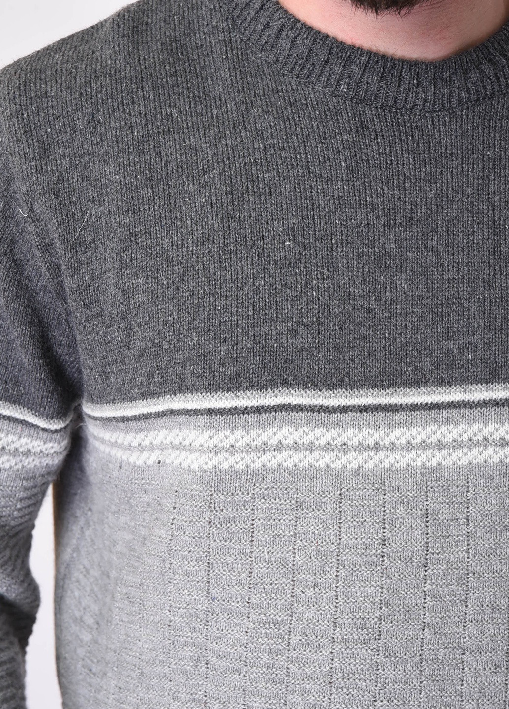Серый зимний свитер мужской зимний серого цвета Let's Shop