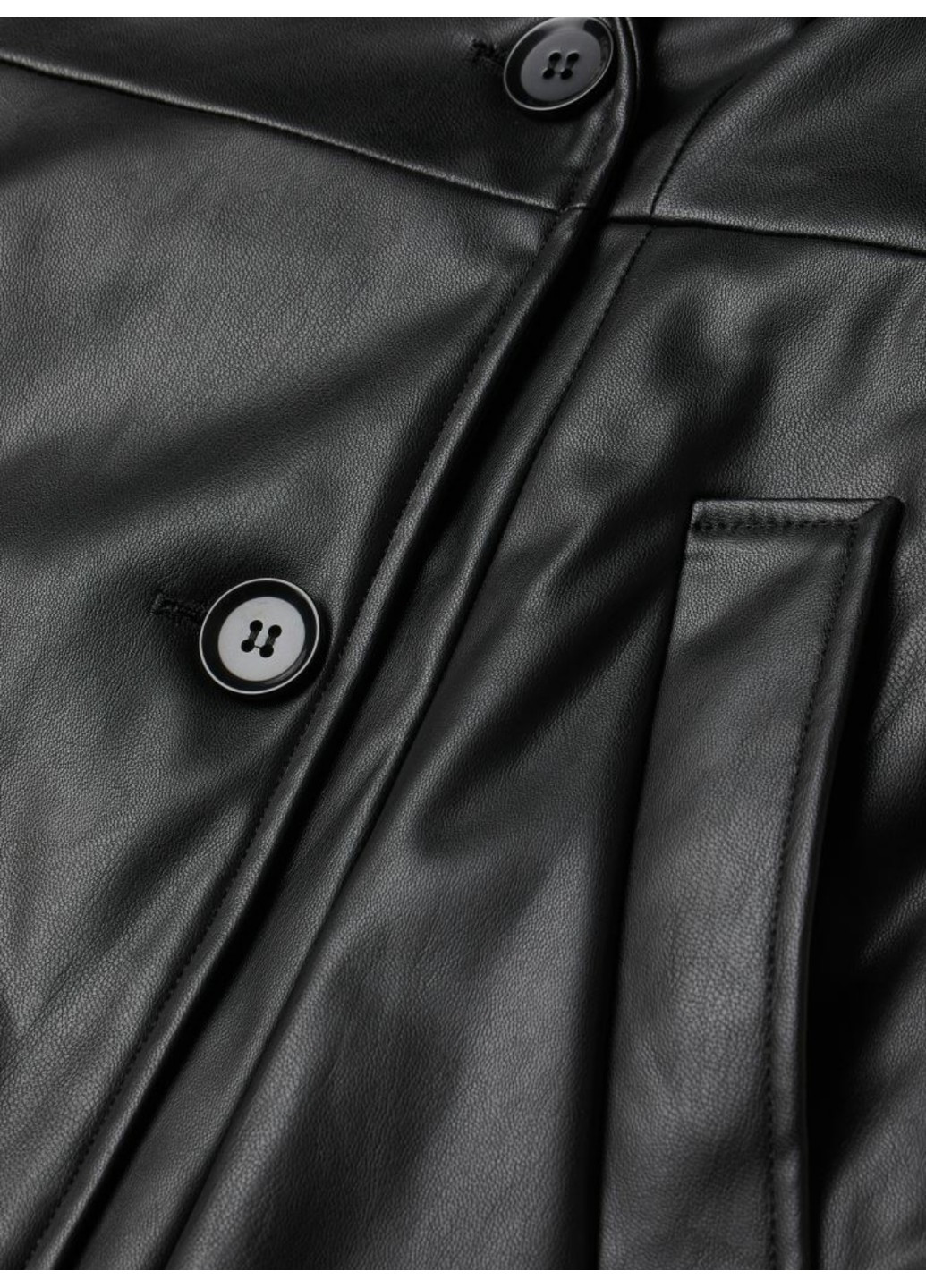 Чорна демісезонна жіночий короткий тренч з екошкіри (55724) 34 чорний H&M