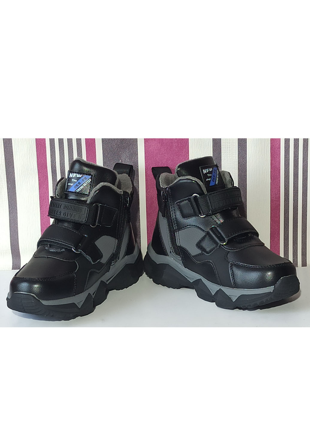 Черные повседневные осенние детские демисезонные ботинки для мальчика утепленные на флисе 66272вк черные Weestep