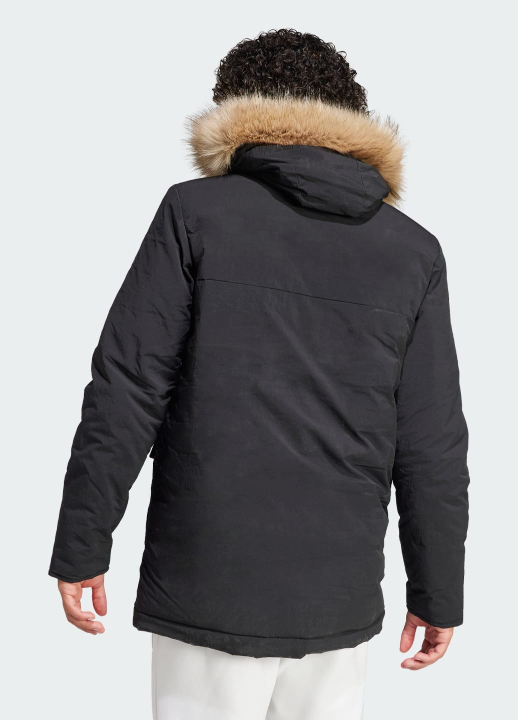 Чорна демісезонна парку з капюшоном hooded fur adidas