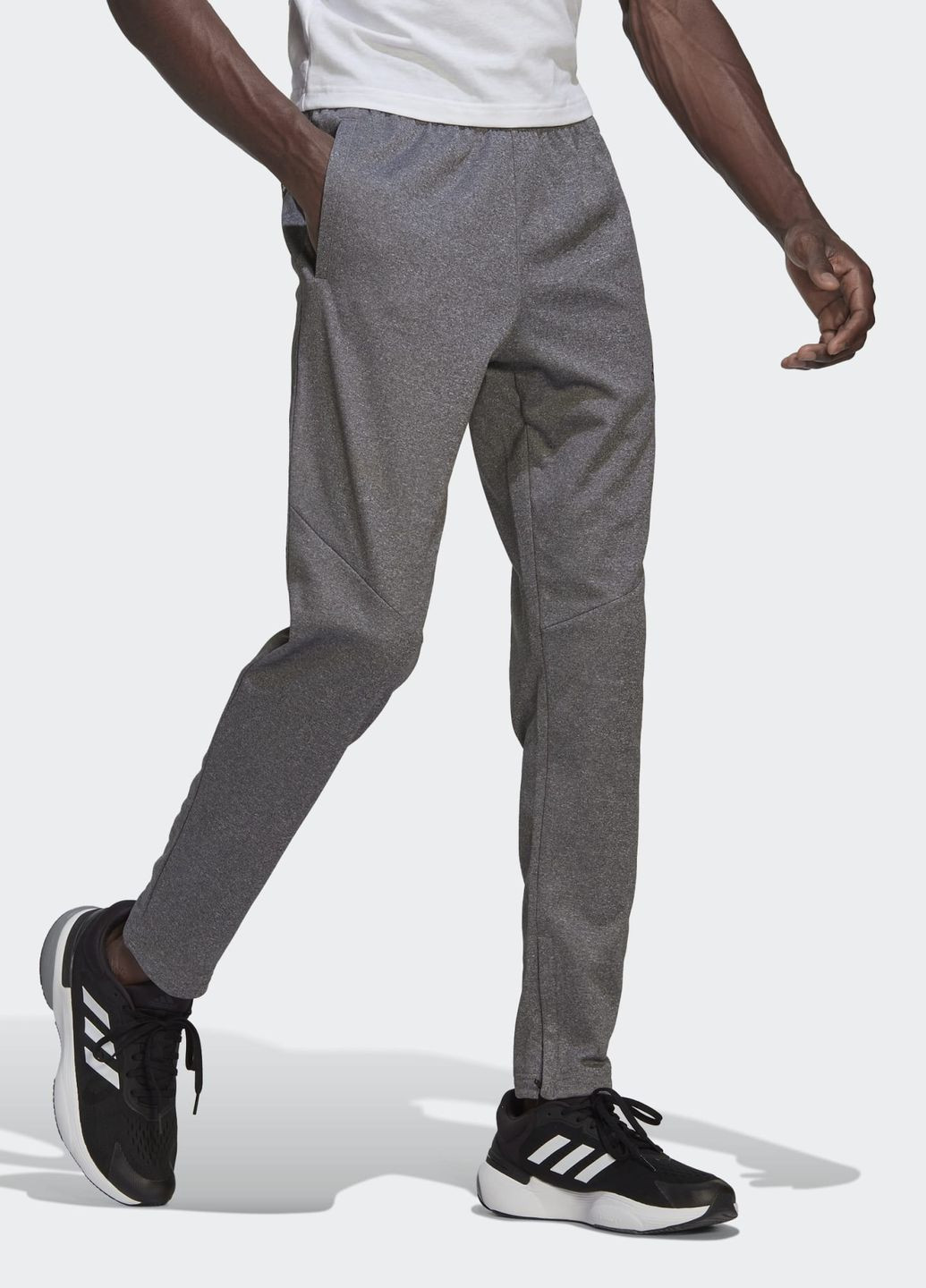 Серые спортивные демисезонные брюки adidas