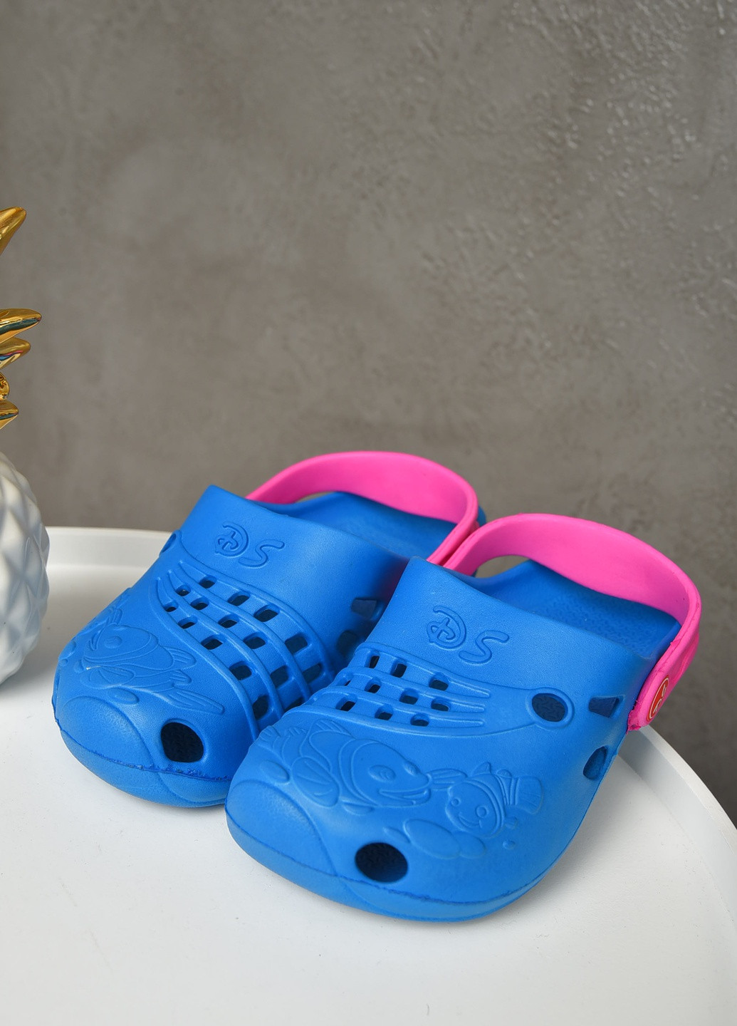 Кроксы детские для девочки голубого цвета с розовым ободком Let's Shop (258319423)