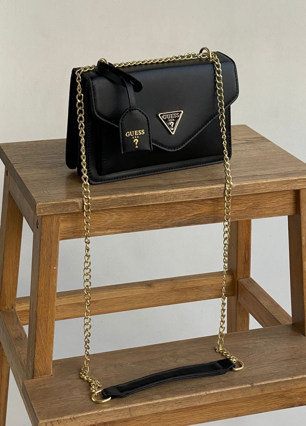 Жіноча сумка крос-боді чорна Guess (276969600)