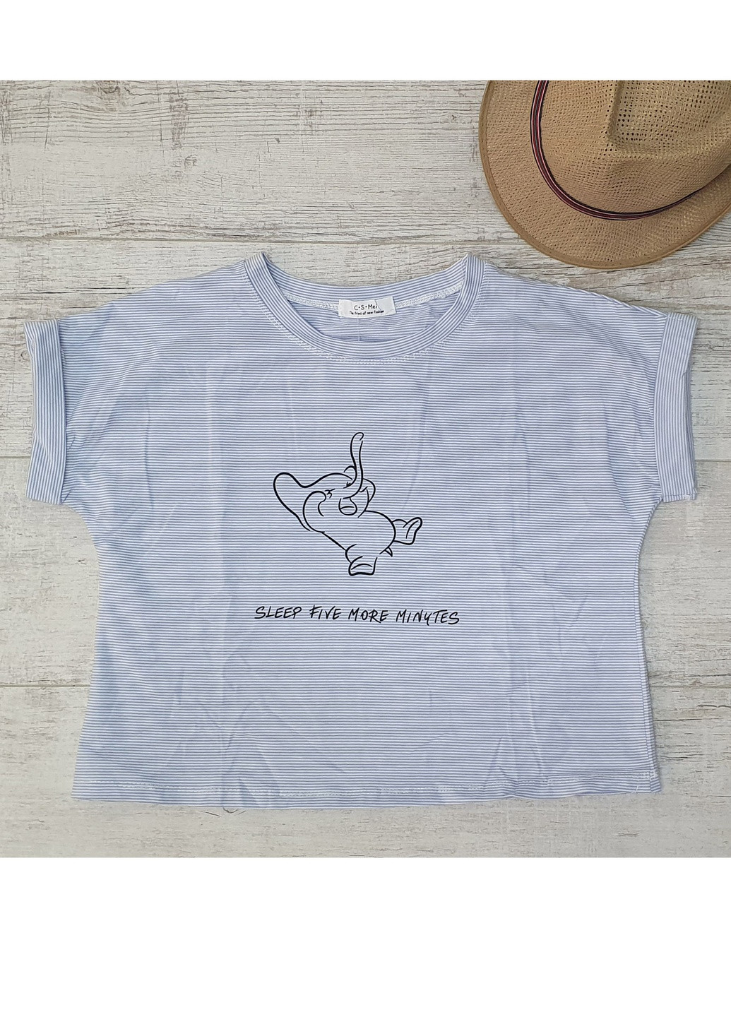 Голубая летняя футболка женская слон голубая р s-m Let's Shop